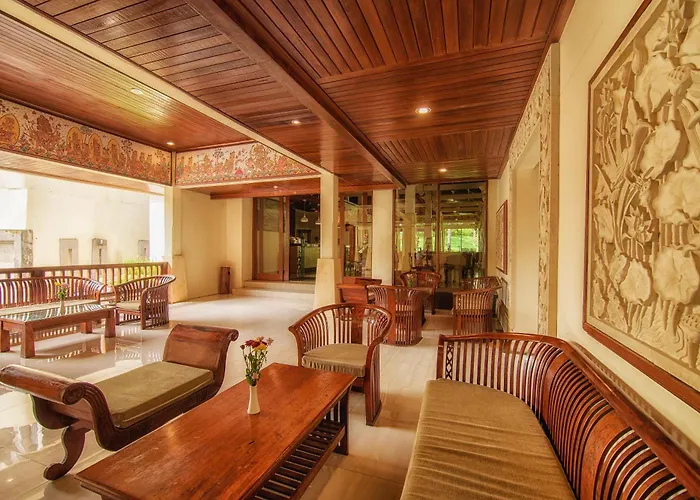 Champlung Sari & Hotel 4*